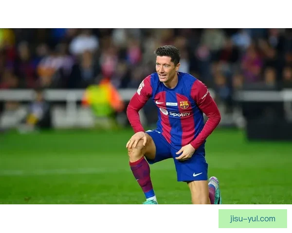 莱万考虑巴萨续约问题 芝加哥火焰成选项 莱万考虑巴萨续约问题 芝加哥火焰成选项