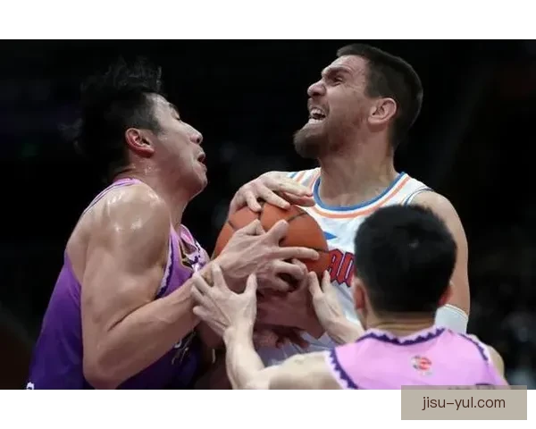 乌戈：逆转胜利源自每个人的努力